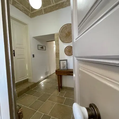 Bonavoglia 900 Bed and breakfast 3*