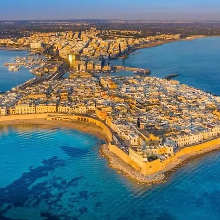 فندق مبيت وإفطار Bonavoglia 900 غالّيبولي