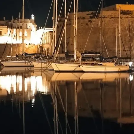 לינה וארוחת בוקר Bonavoglia 900 גאליפולי