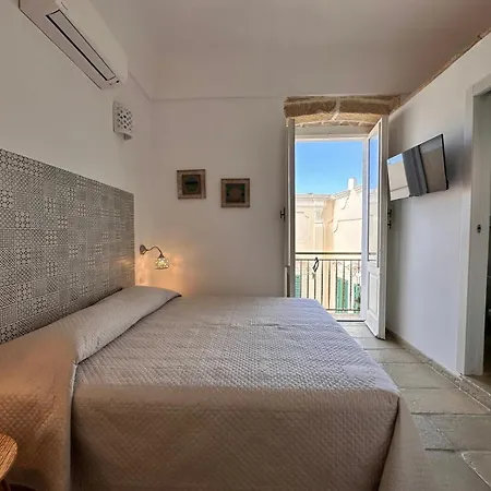 فندق مبيت وإفطار Bonavoglia 900